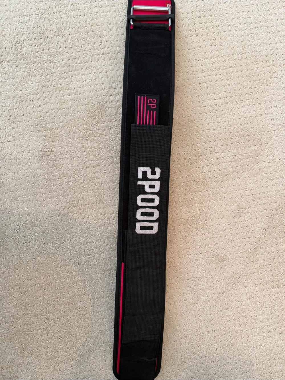 2POOD Black Weightlifting Belt for Women - Supportive Workout Belt